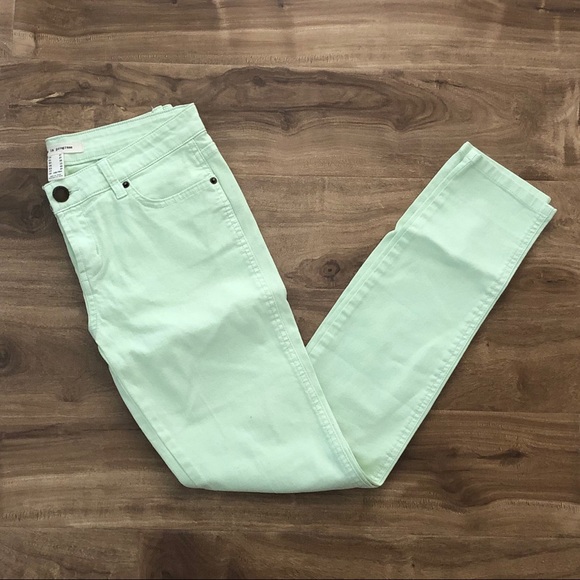 Denim - NWOT Mint Green Low-Rise Skinny Jeans